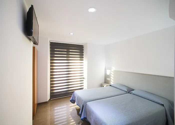 Hostal Drassanes